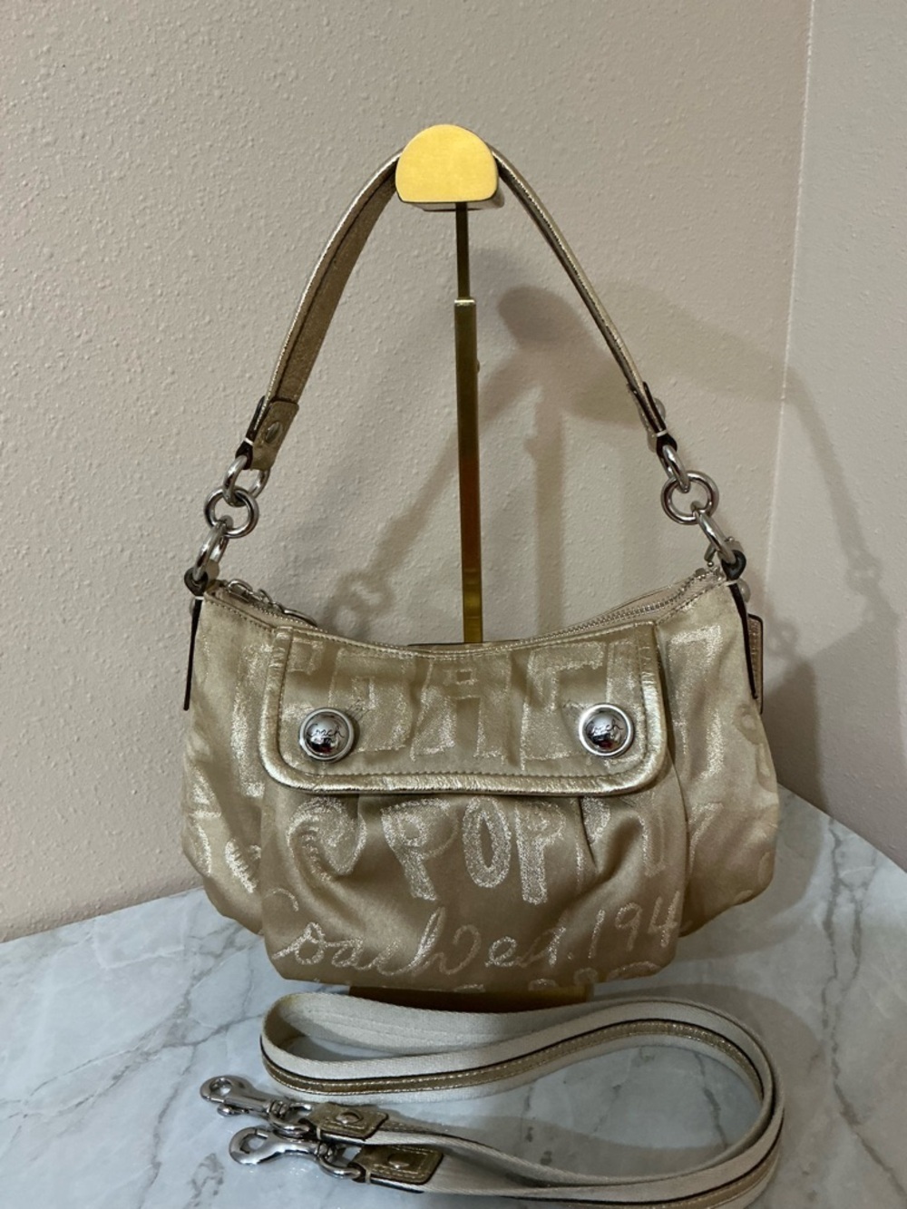 Coach Poppy Storypatch Groovy Shoulder or Crossbody Bag. Absolutely Stunning 🤩 - Picture 4 of 9